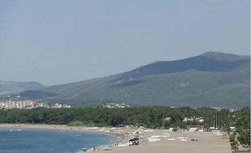 Elegance Berkeren Özdere